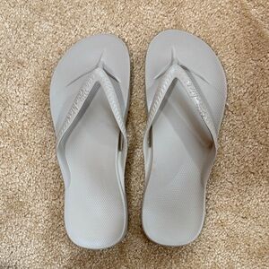 Archies Flip Flop Sandals